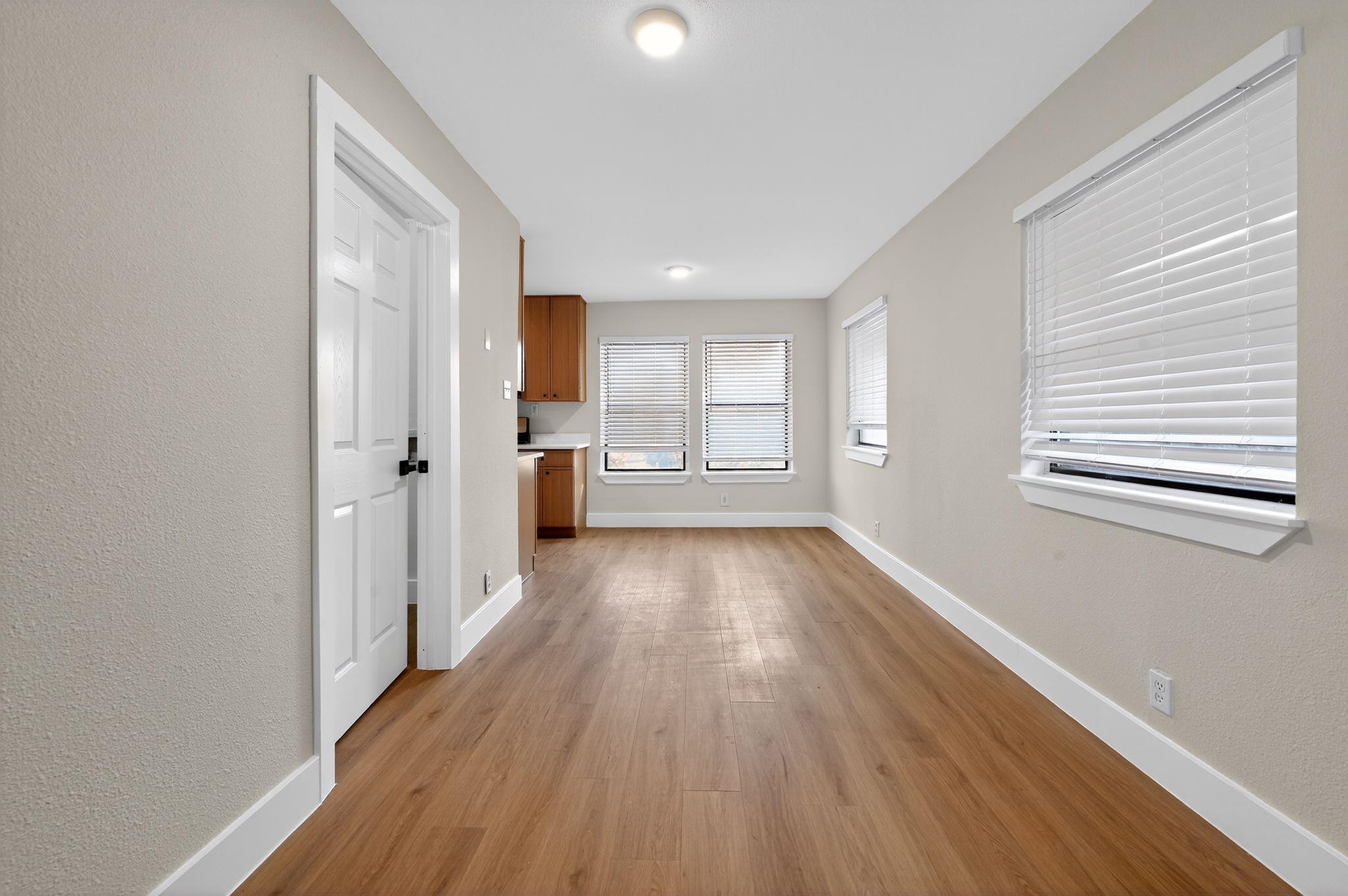 5928 SIGNAL Pt, Austin, TX 78724