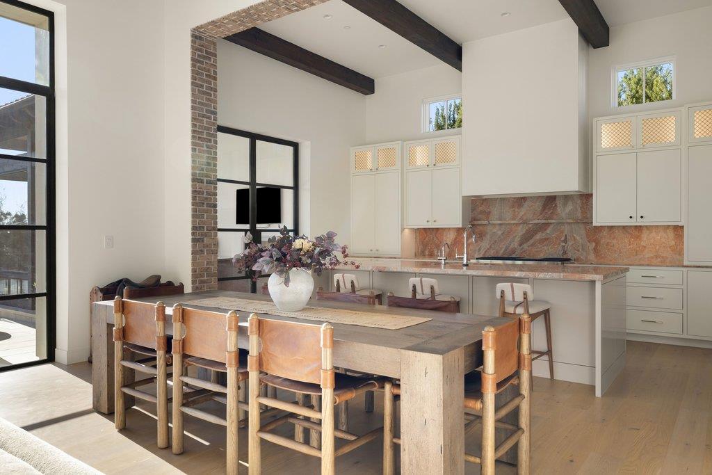 4401 Amarra Dr # 14, Austin, TX 78735