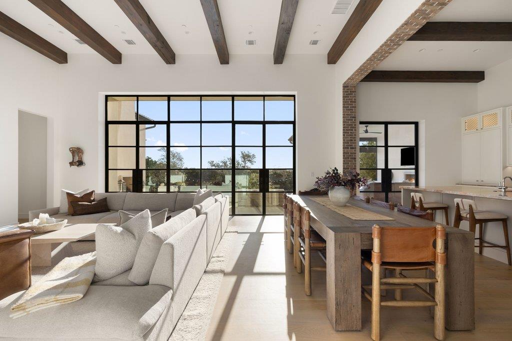 4401 Amarra Dr # 14, Austin, TX 78735