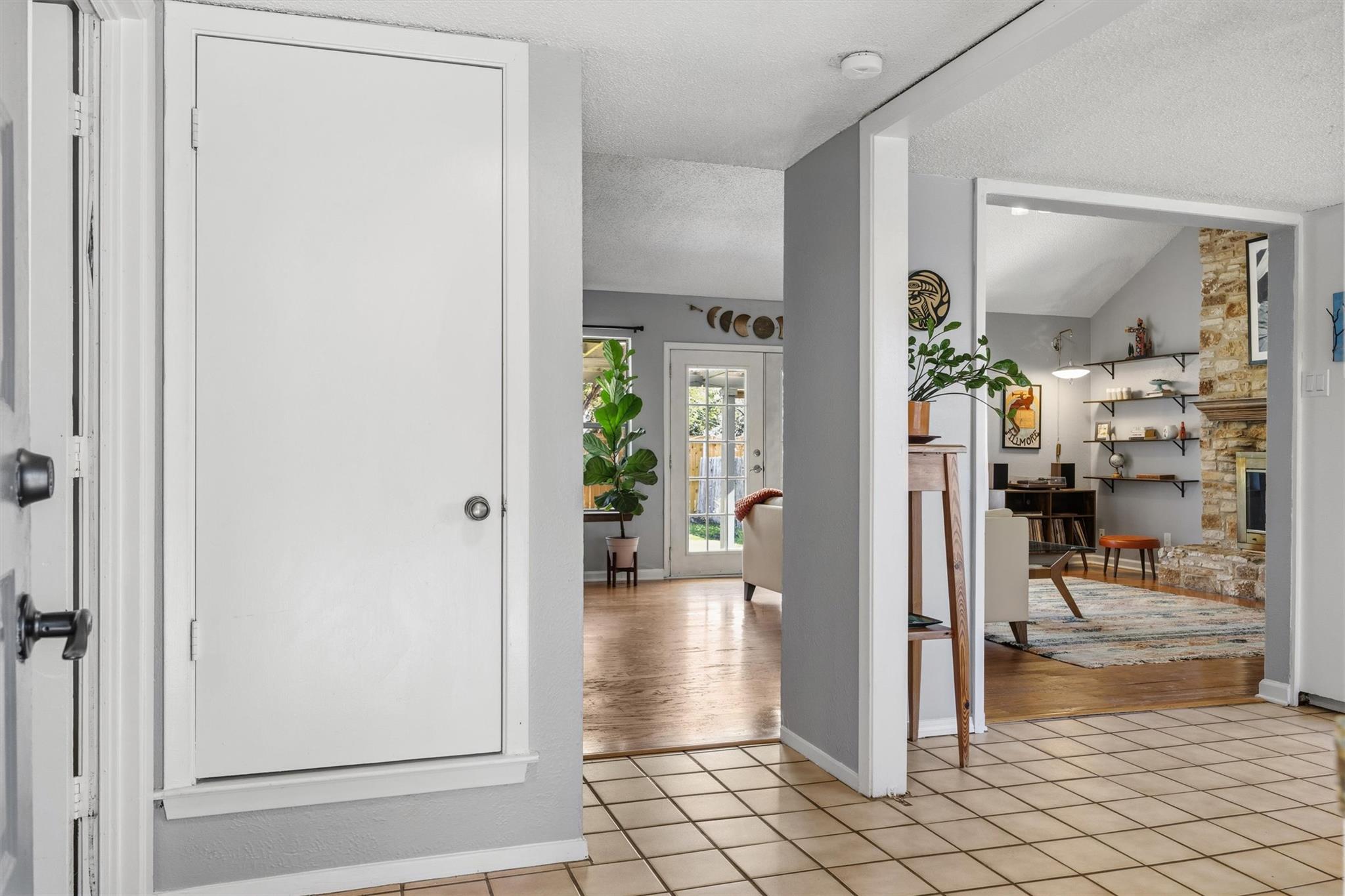 7113 Bill Hughes Rd, Austin, TX 78745