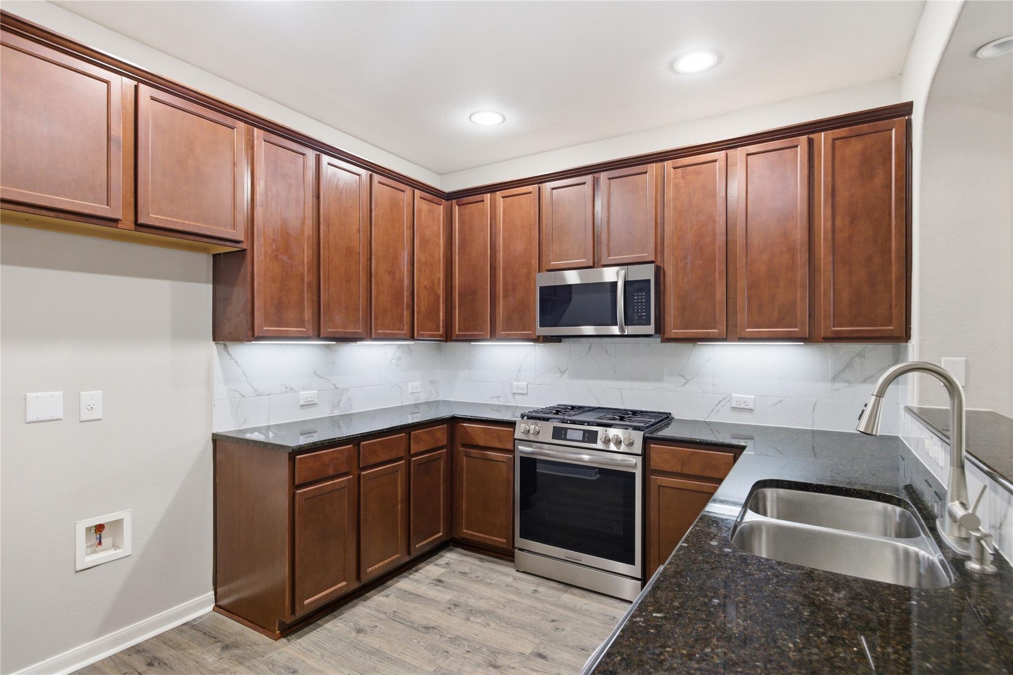 3101 Davis Ln # 6702, Austin, TX 78748