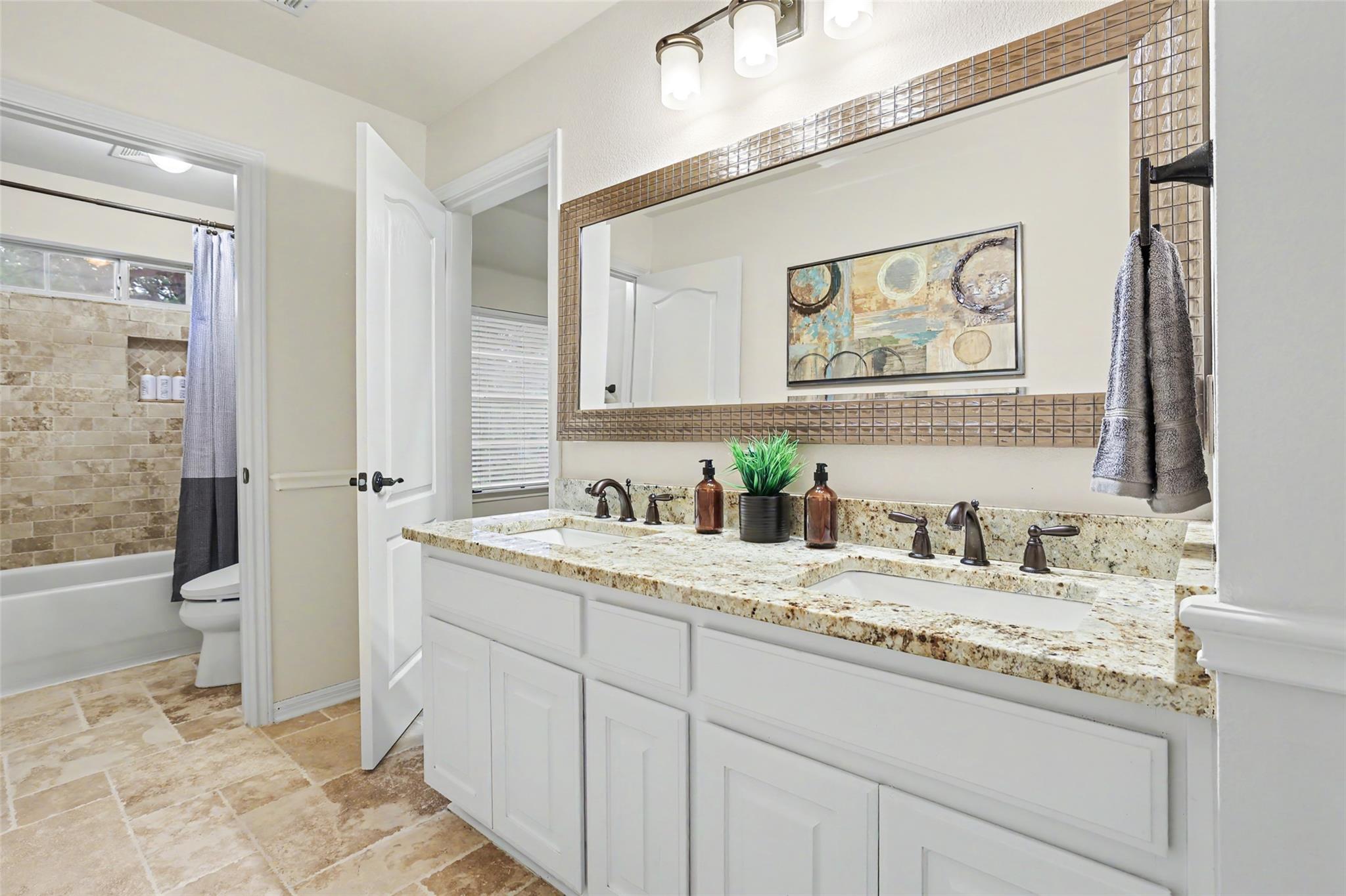 11121 COMISO PALA Path, Austin, TX 78726