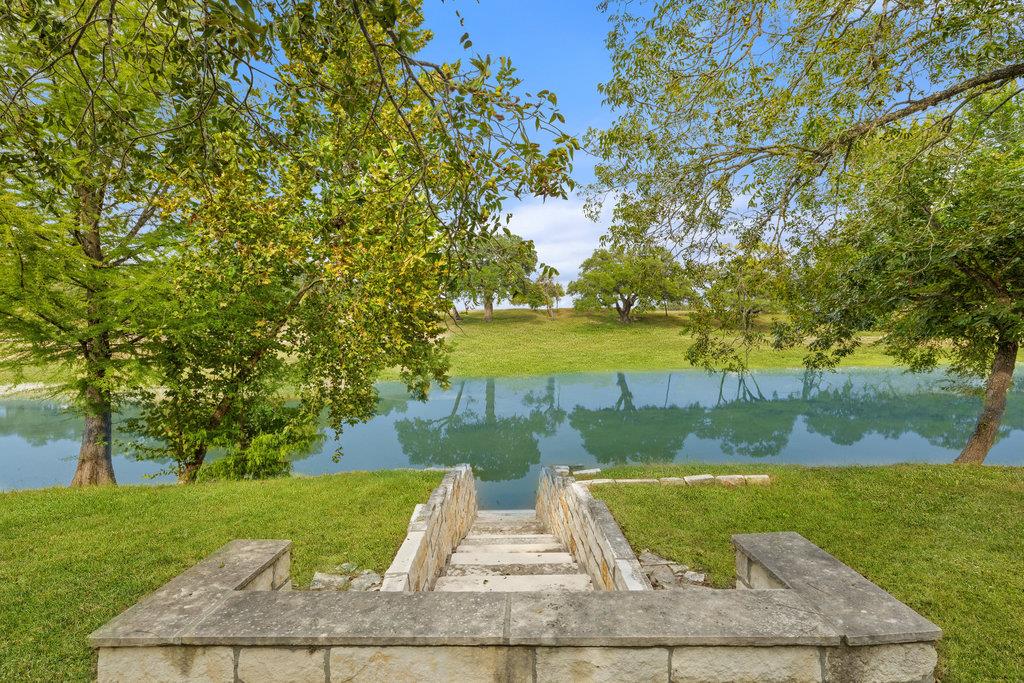 1313 Democrat St, Blanco, TX 78606