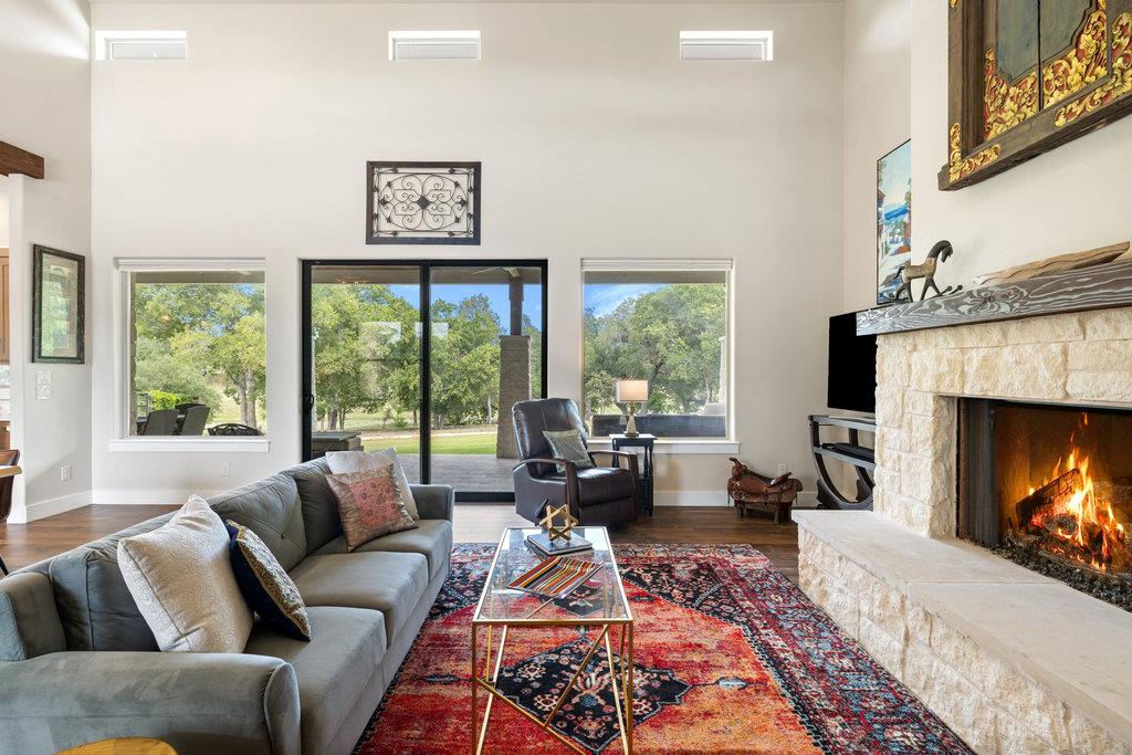 1313 Democrat St, Blanco, TX 78606