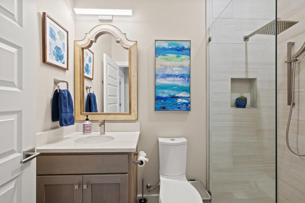 1313 Democrat St, Blanco, TX 78606