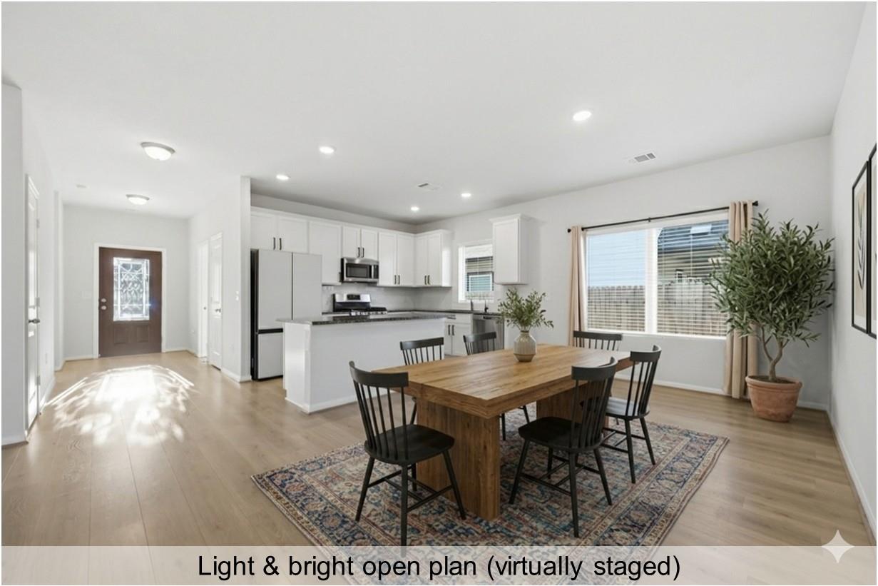 204 Bethany Creek Dr, Hutto, TX 78634