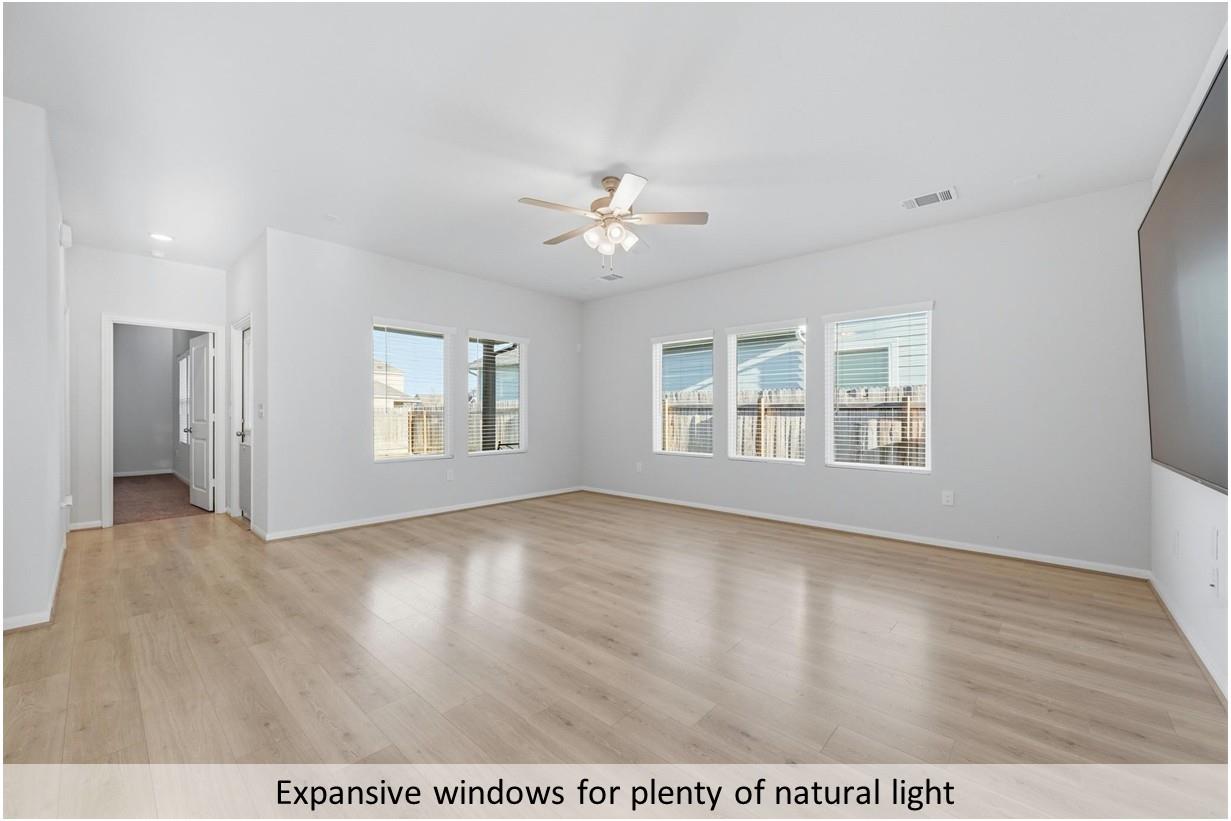 204 Bethany Creek Dr, Hutto, TX 78634