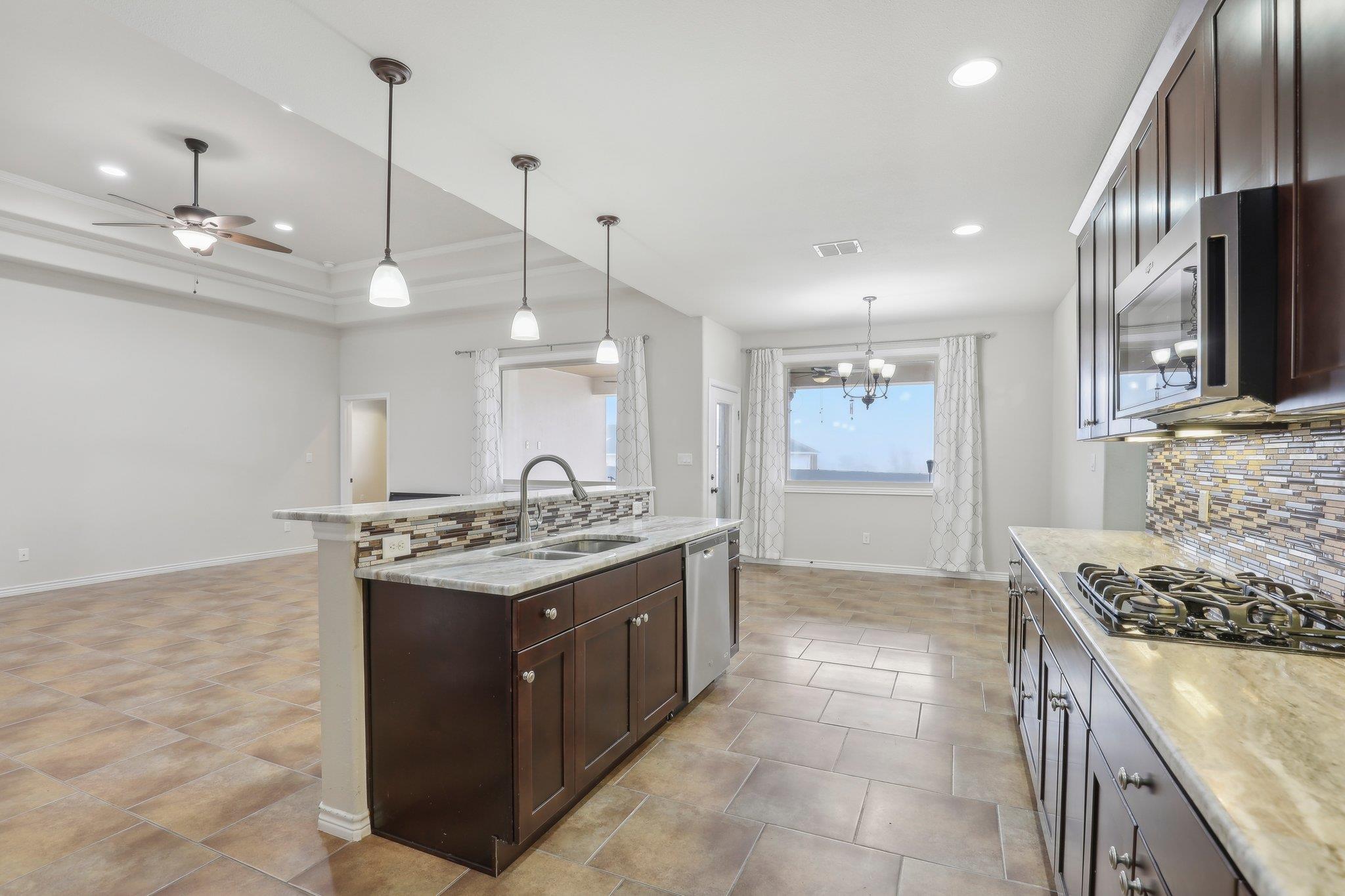 138 Gable St, Kyle, TX 78640