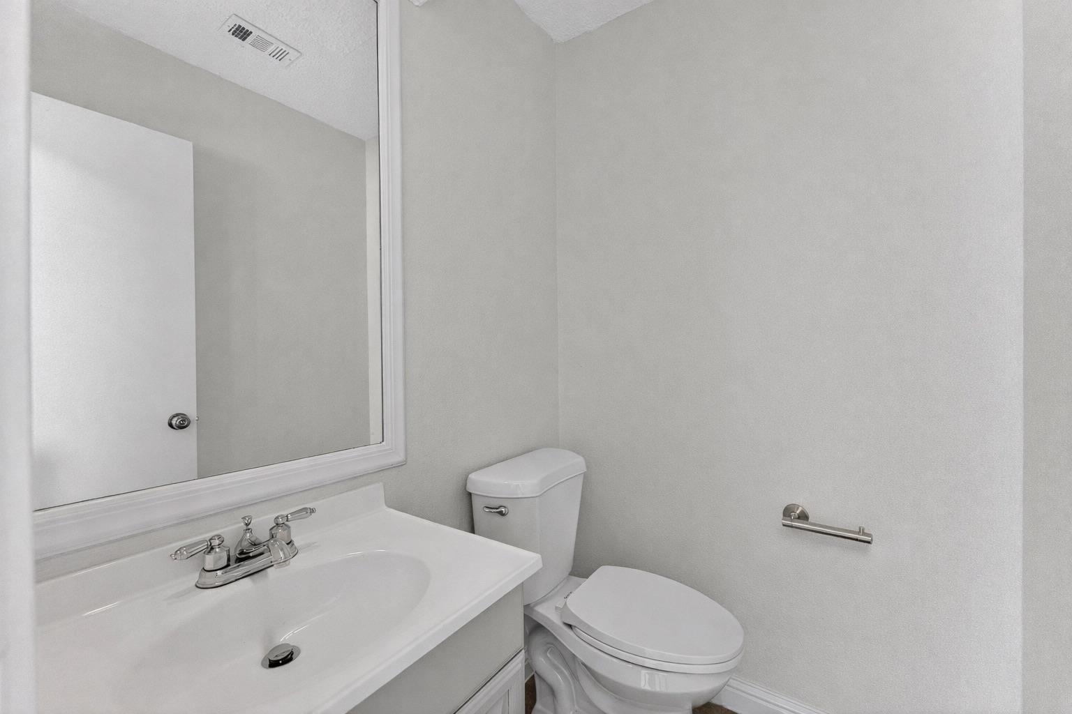 512 Eberhart Ln # 203, Austin, TX 78745