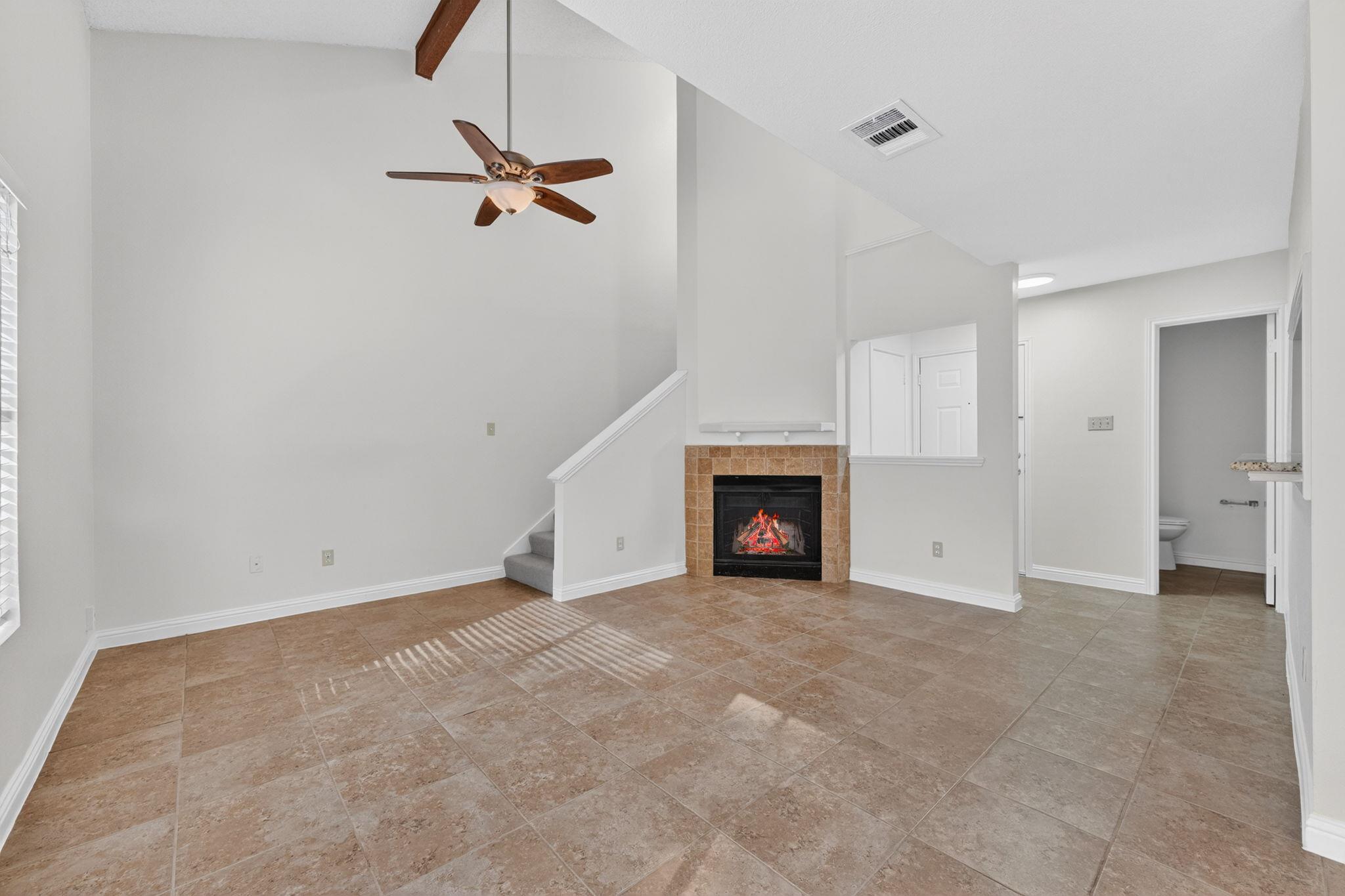 512 Eberhart Ln # 203, Austin, TX 78745