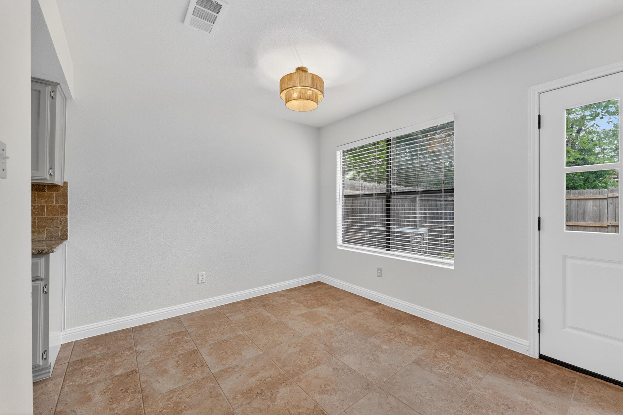 512 Eberhart Ln # 203, Austin, TX 78745