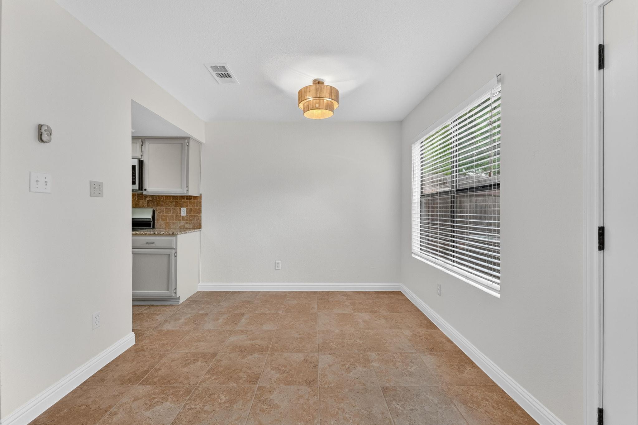 512 Eberhart Ln # 203, Austin, TX 78745