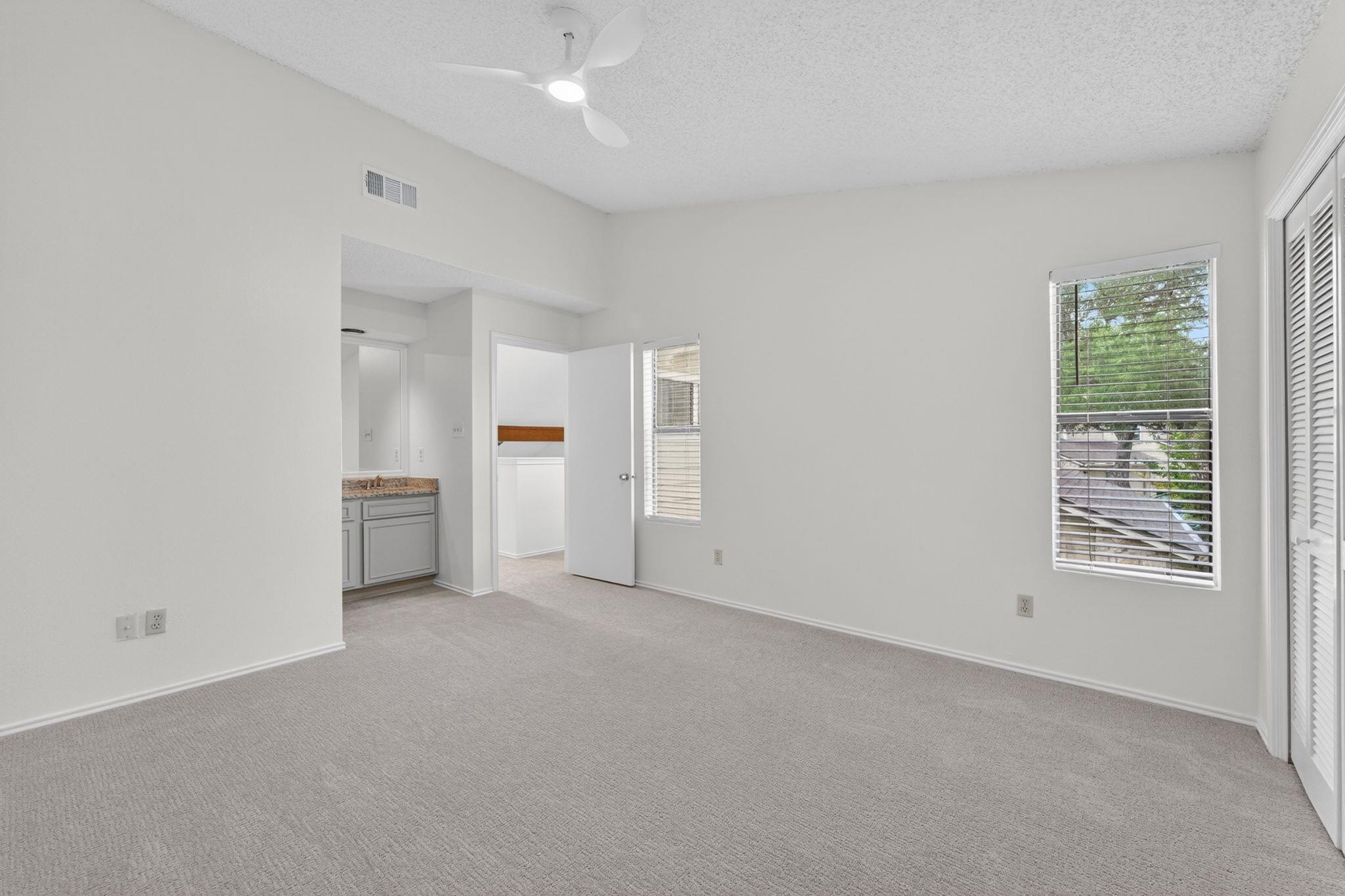 512 Eberhart Ln # 203, Austin, TX 78745