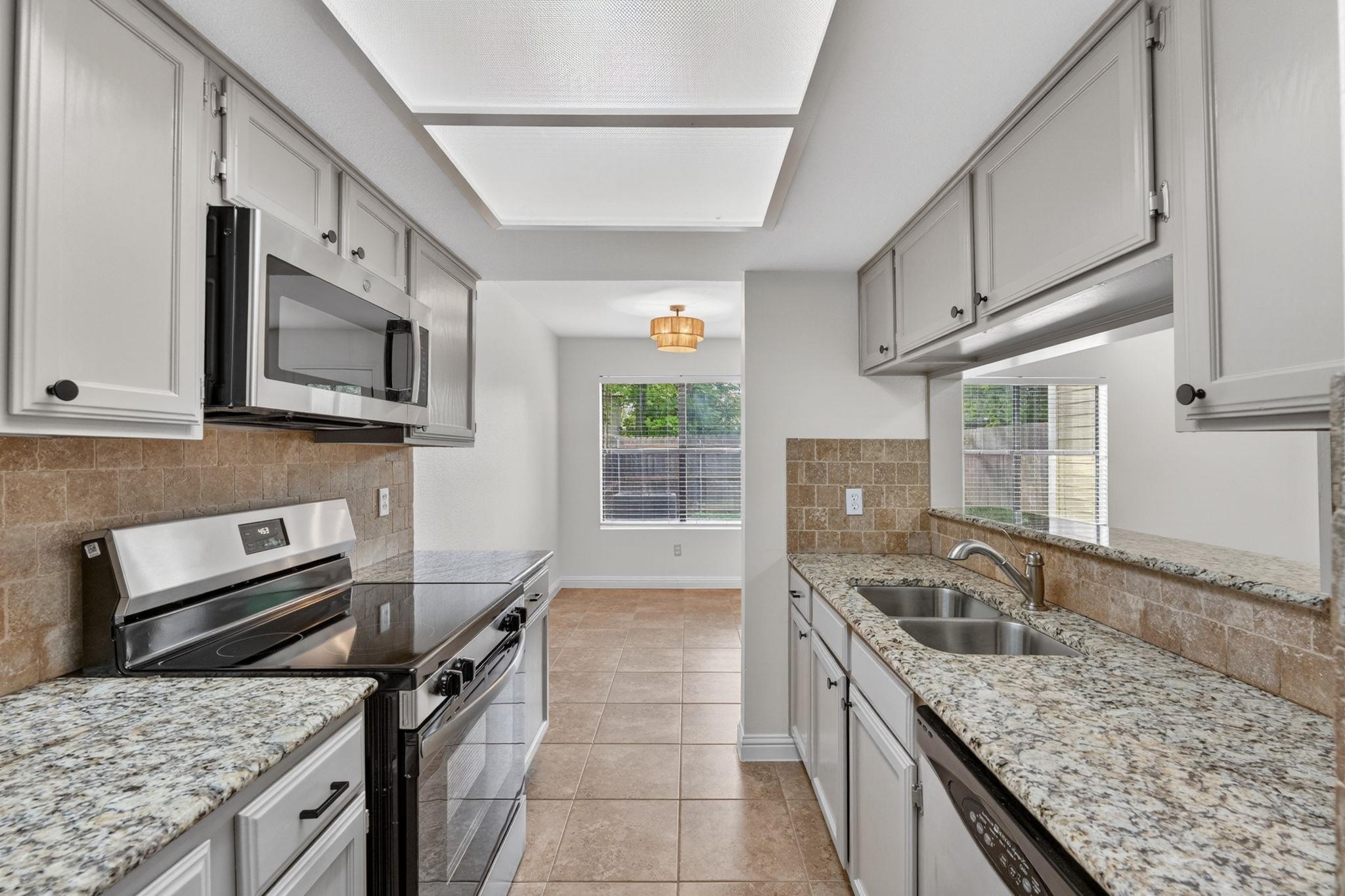 512 Eberhart Ln # 203, Austin, TX 78745