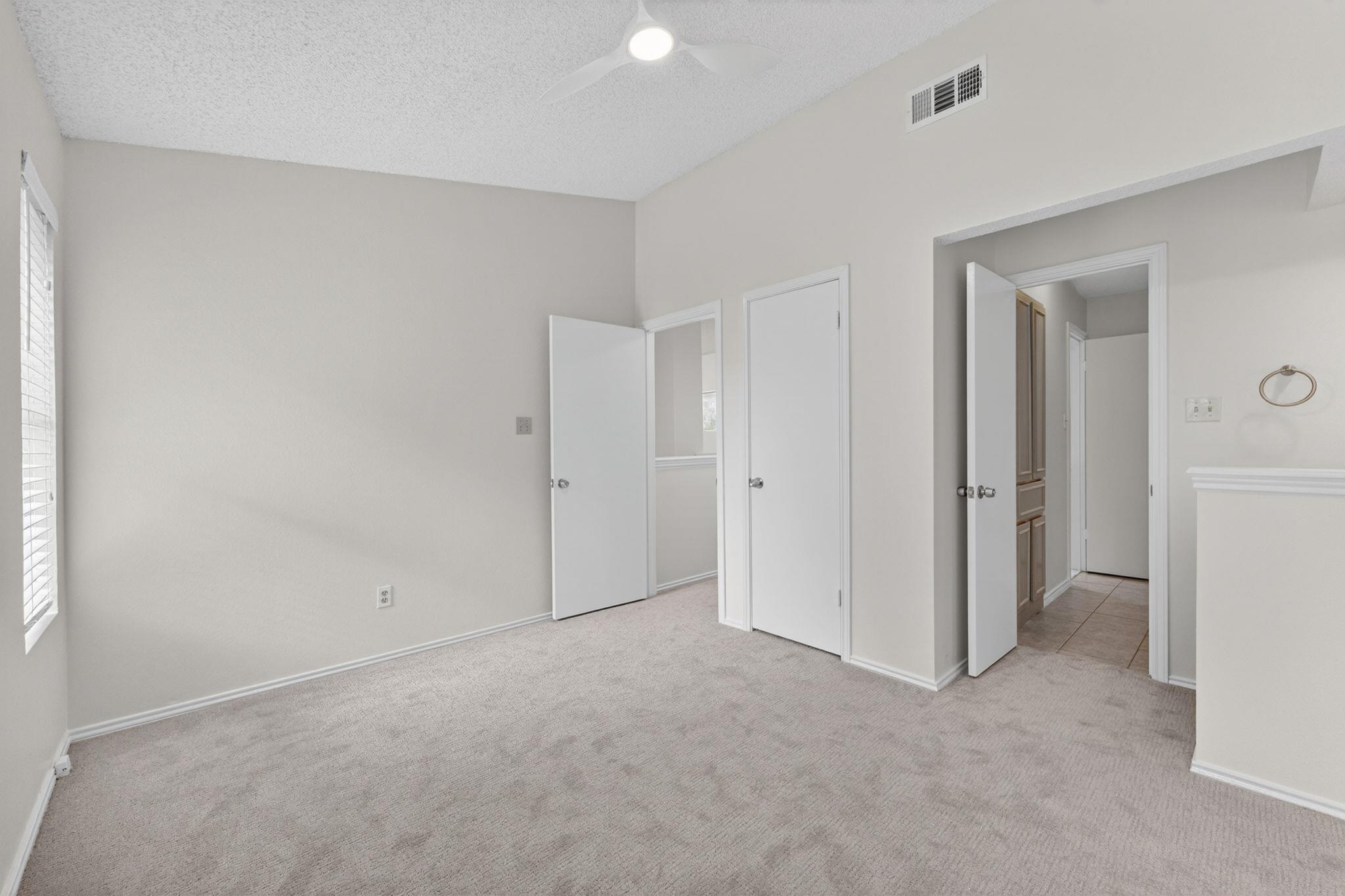 512 Eberhart Ln # 203, Austin, TX 78745