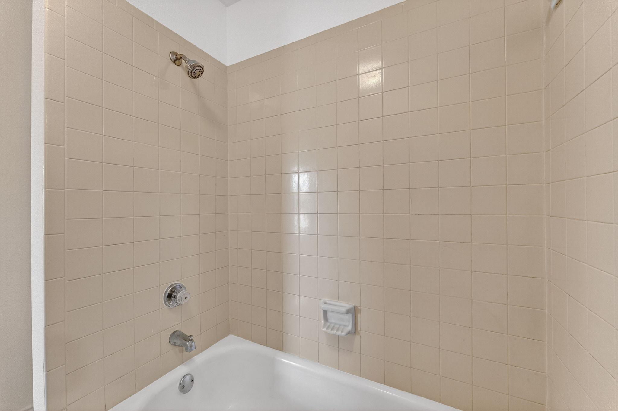 512 Eberhart Ln # 203, Austin, TX 78745