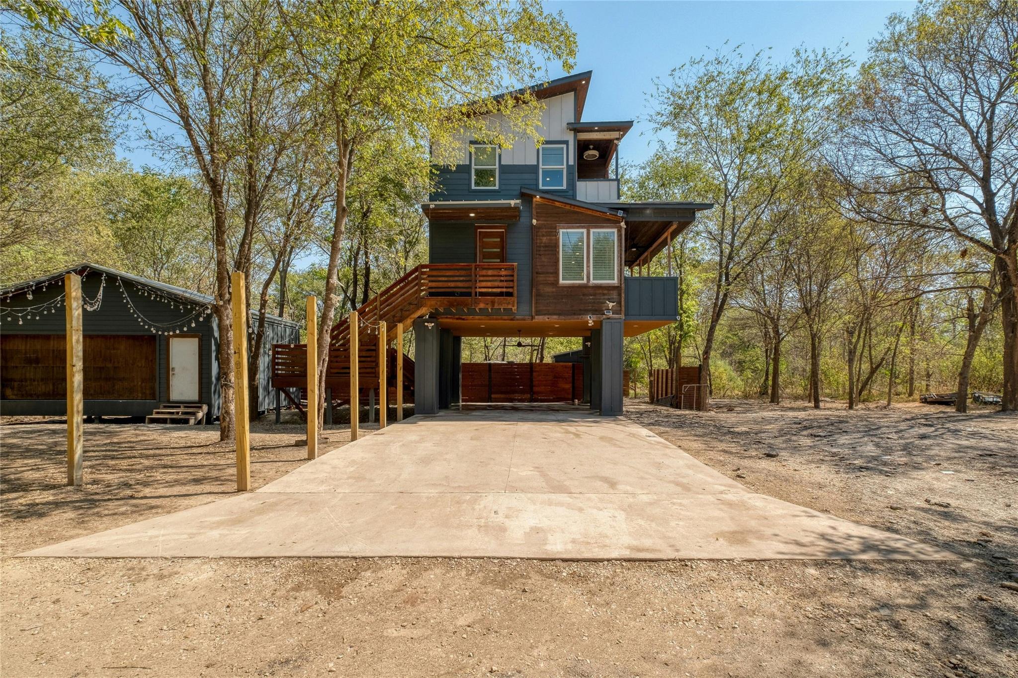 4005 Veldt Dr, Austin, TX 78725