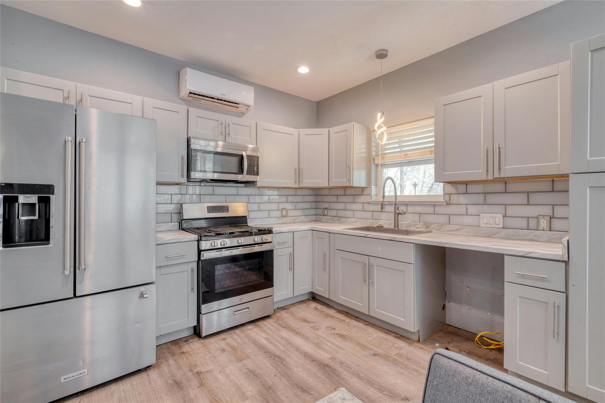 4005 Veldt Dr, Austin, TX 78725