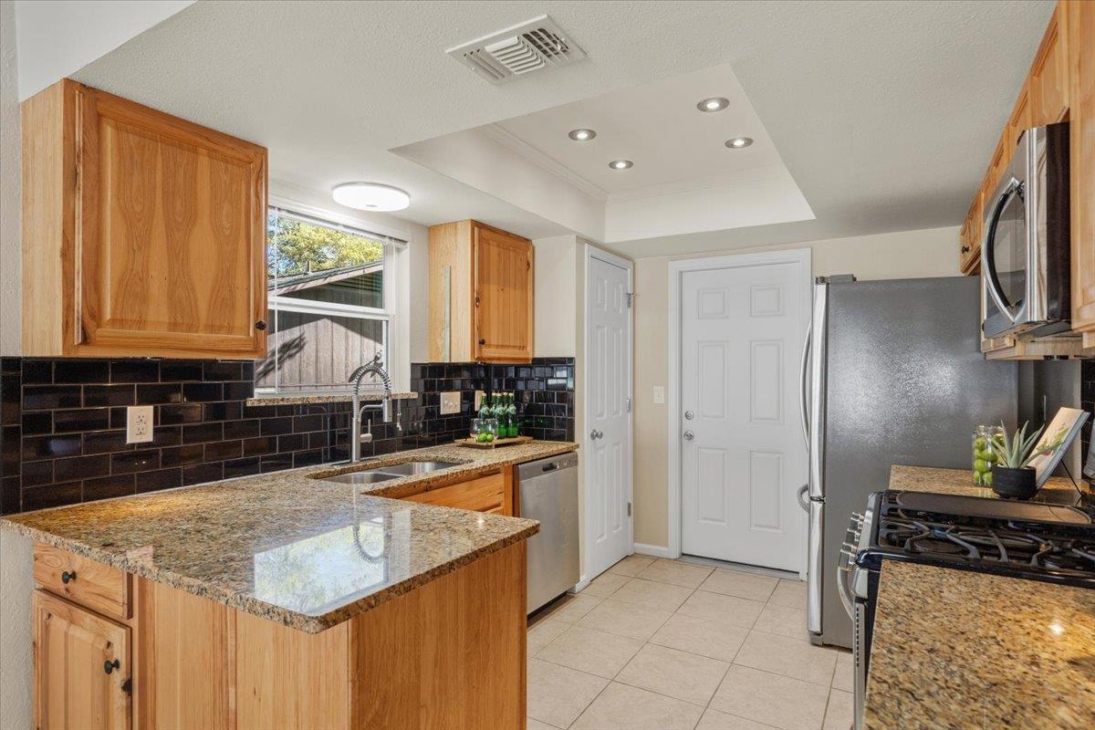 7805 Manassas Dr, Austin, TX 78745