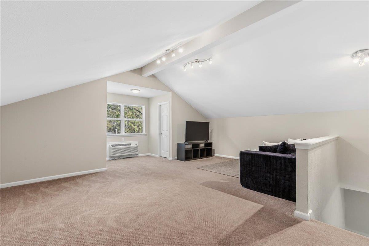 7805 Manassas Dr, Austin, TX 78745