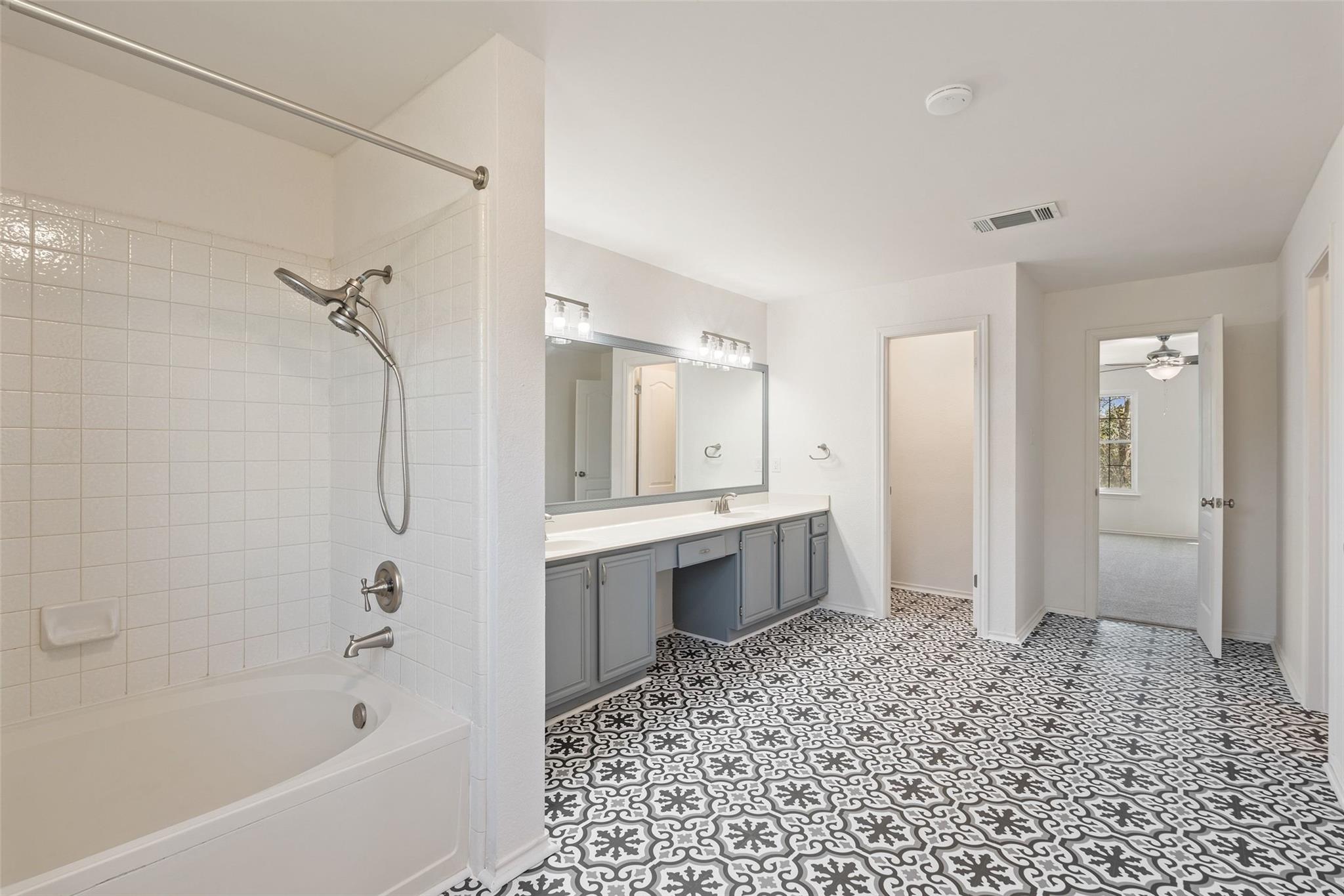 1011 Hayden Way, Round Rock, TX 78664