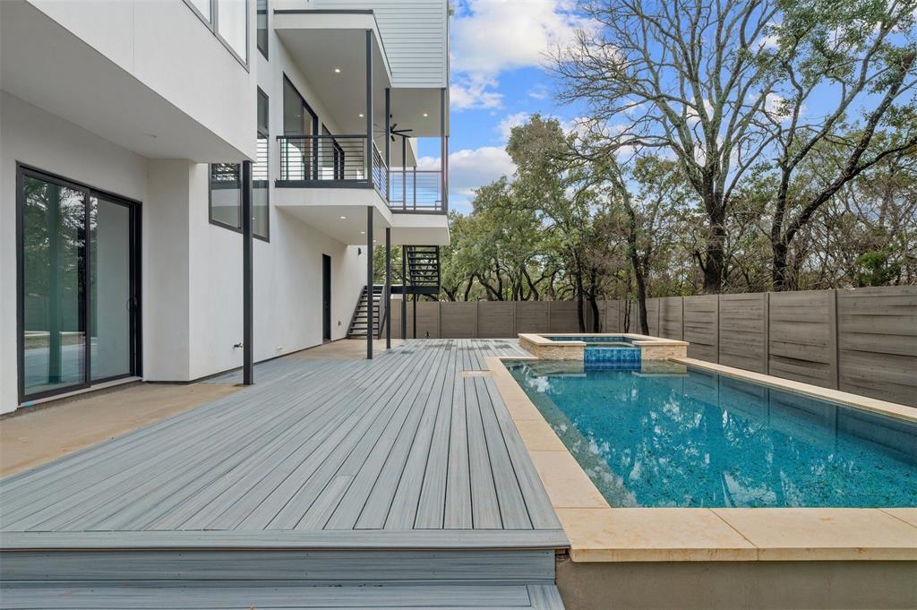 200 N Lake Hills Dr, Austin, TX 78733