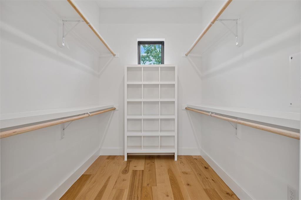 200 N Lake Hills Dr, Austin, TX 78733