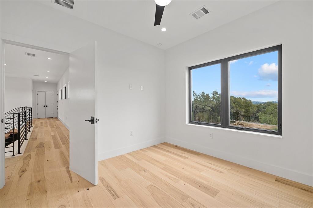 200 N Lake Hills Dr, Austin, TX 78733