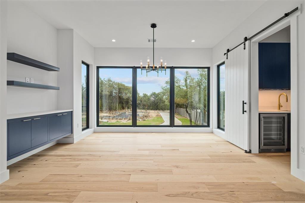 200 N Lake Hills Dr, Austin, TX 78733