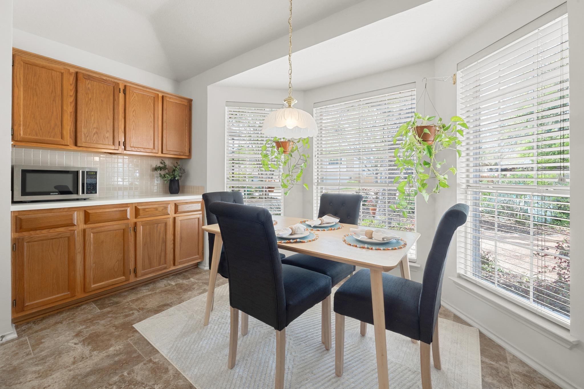 2804 Hannah Kay Ln, Cedar Park, TX 78613