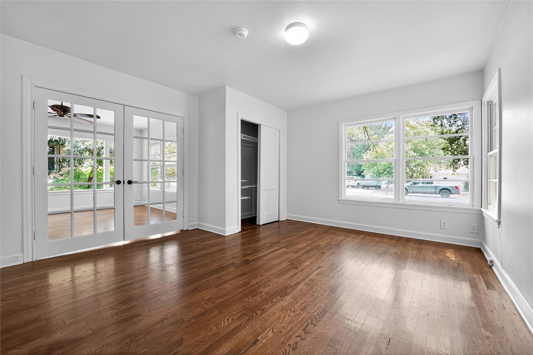 6106 Bull Crk, Austin, TX 78757