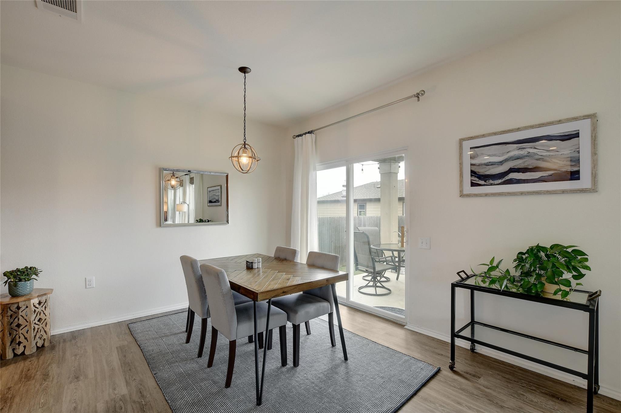 9017 Norwich Castle Dr, Austin, TX 78747