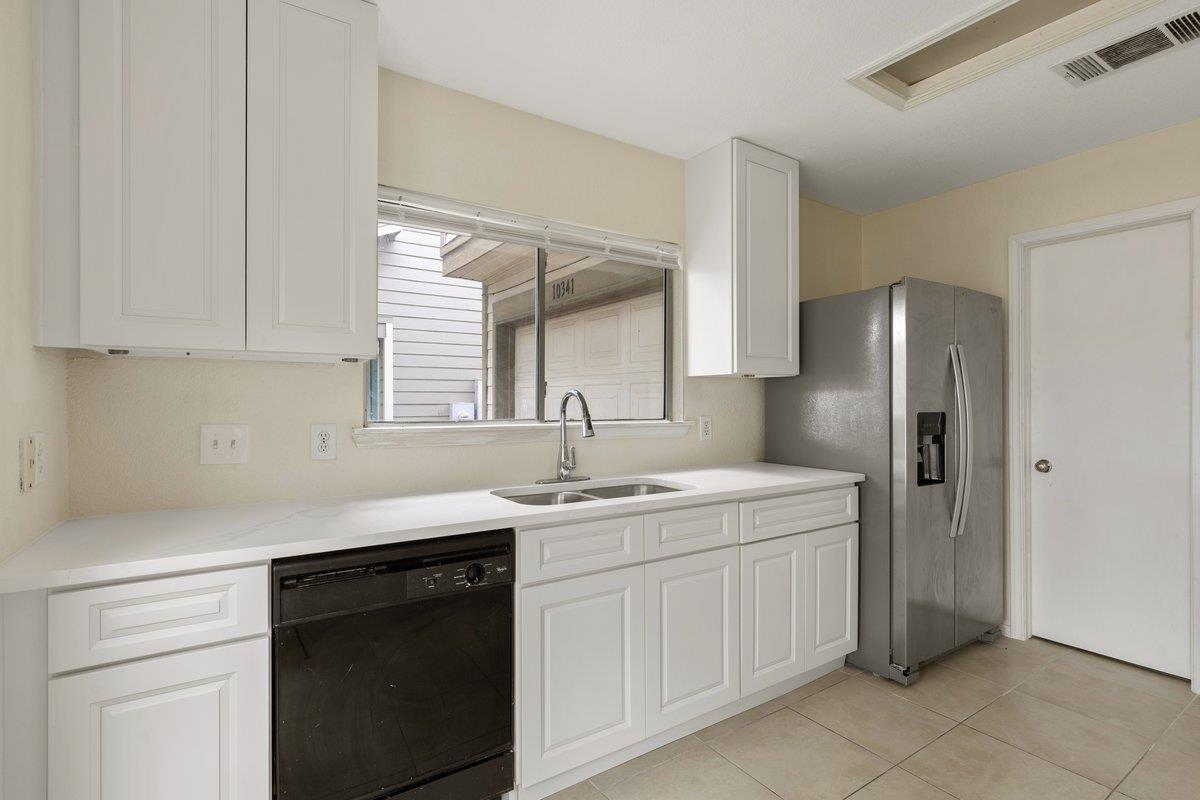 10341 Garbacz Dr, Austin, TX 78748
