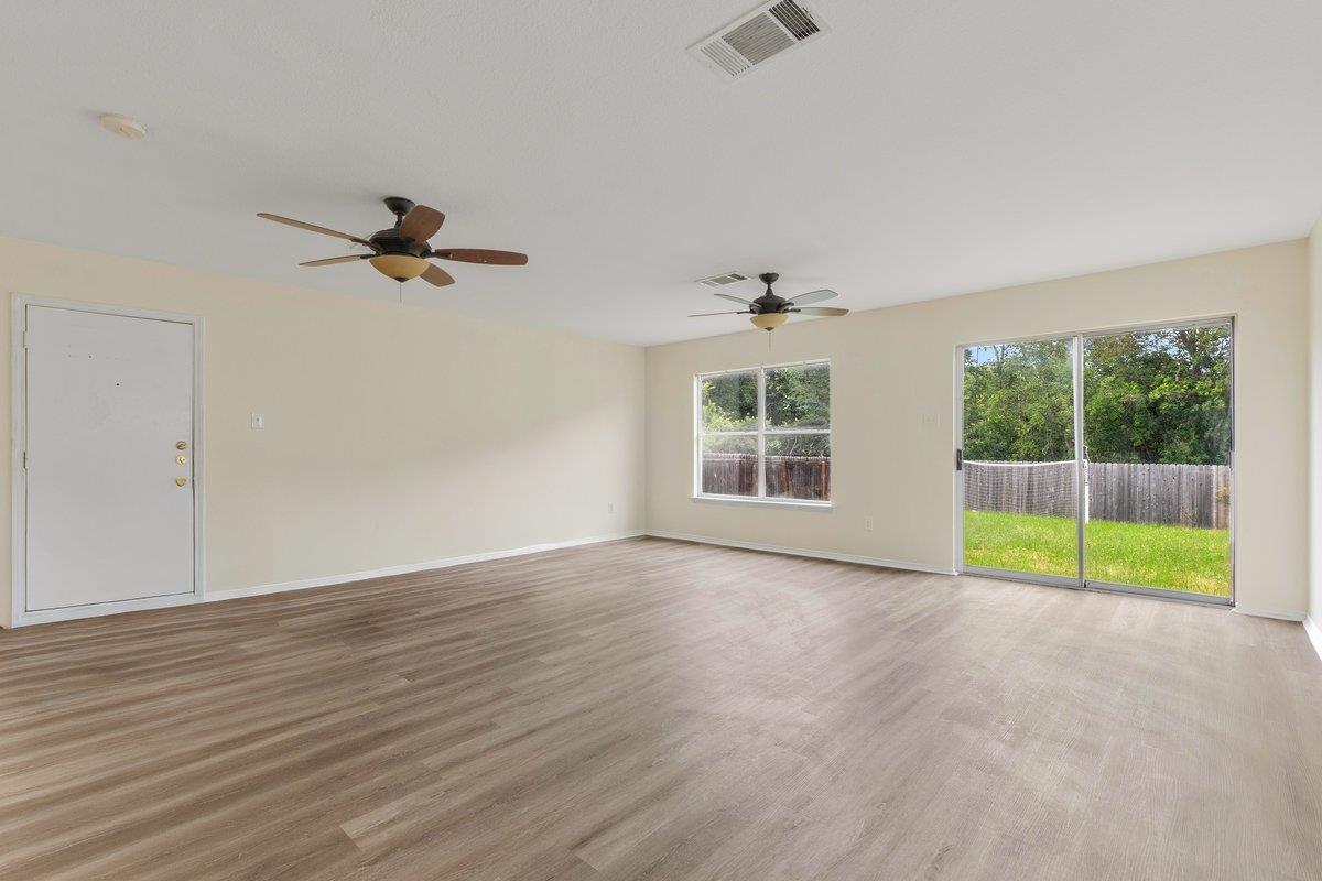 10341 Garbacz Dr, Austin, TX 78748