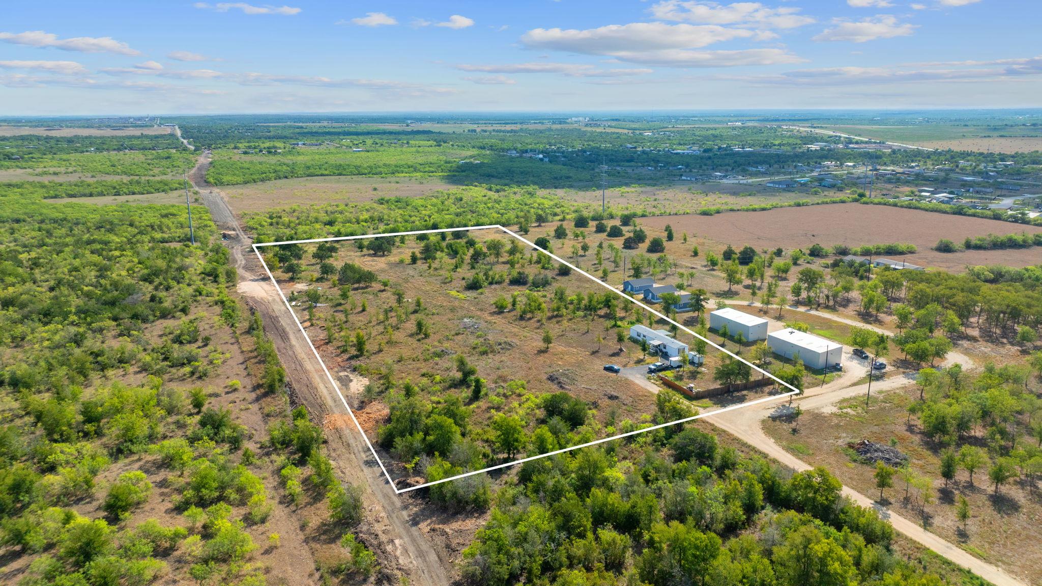 1087 Schubert Ln # B, Kyle, TX 78640