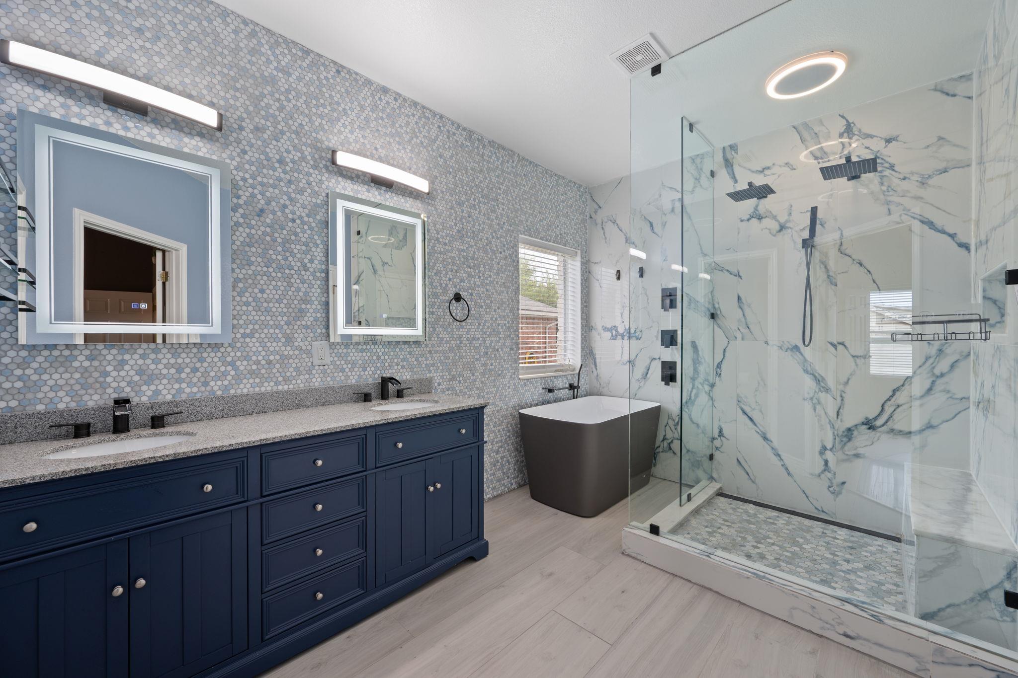 304 Gainer Dr, Hutto, TX 78634