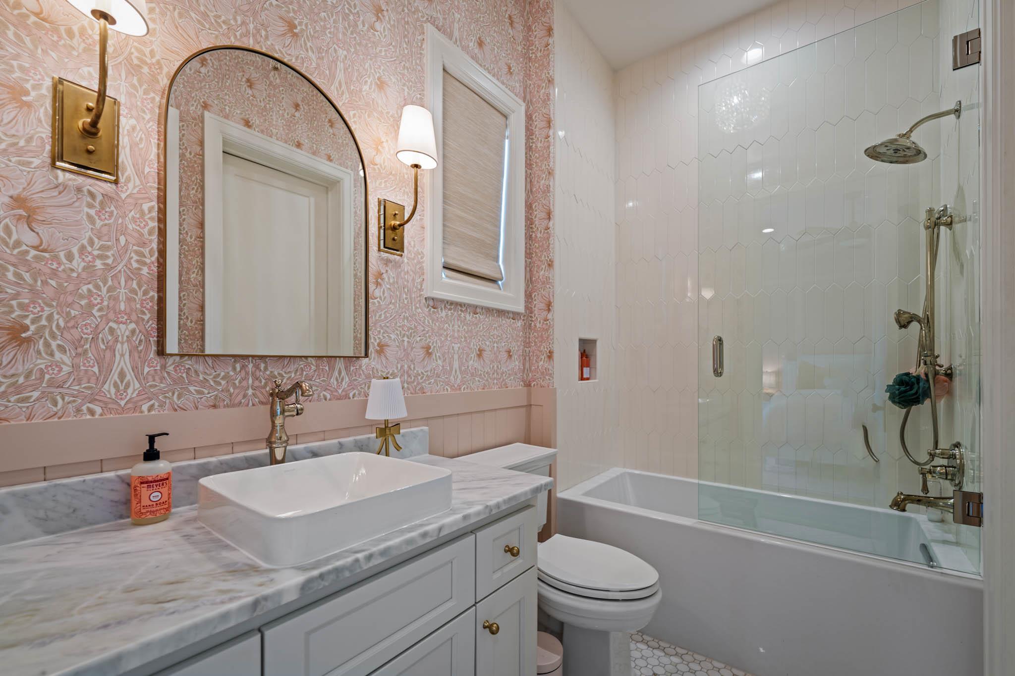 1755 Riada Dr, New Braunfels, TX 78132