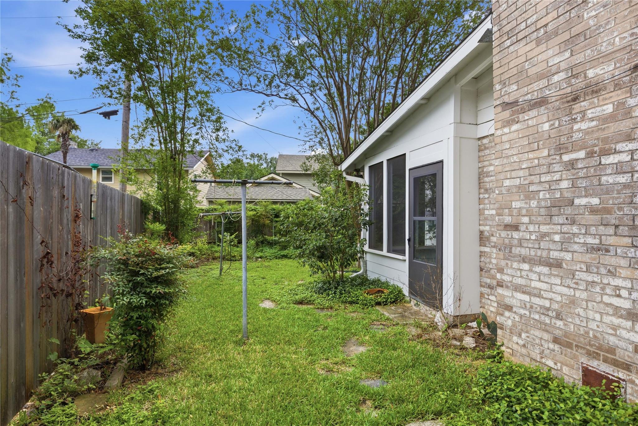 2902 Dover Pl, Austin, TX 78757