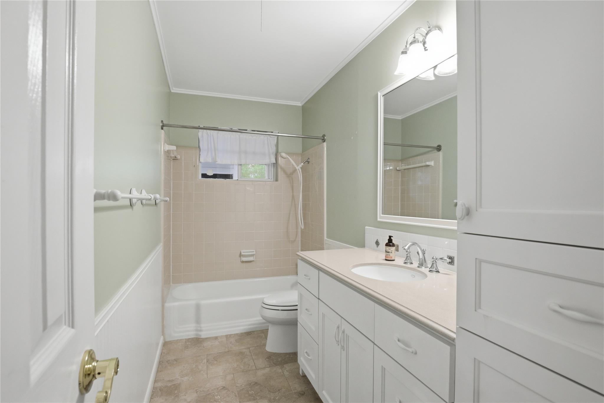 2902 Dover Pl, Austin, TX 78757