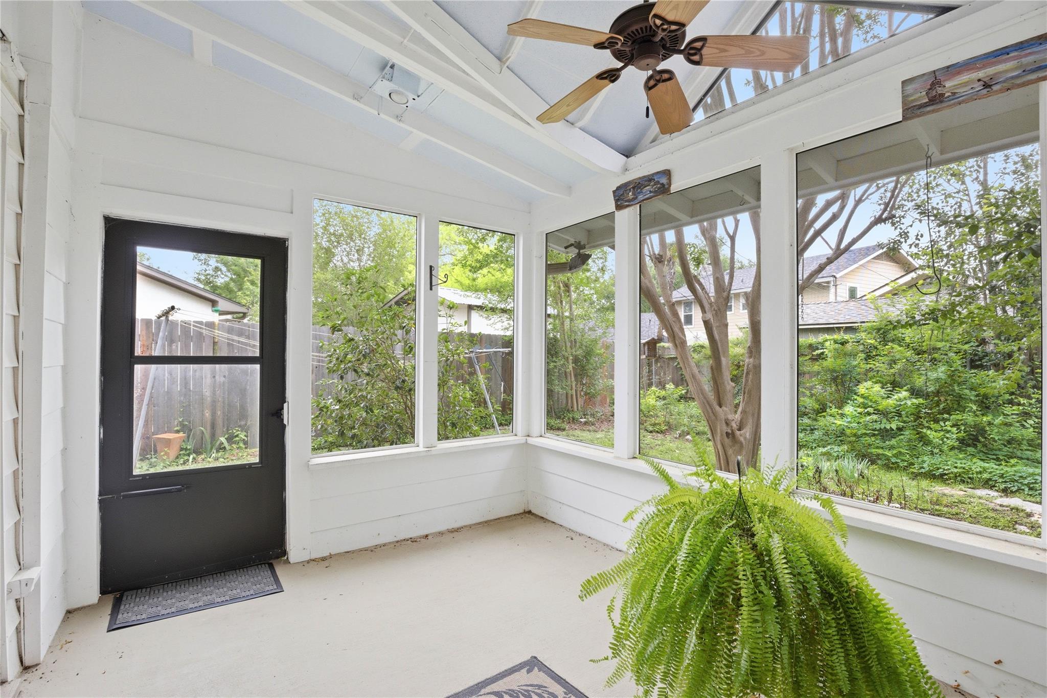 2902 Dover Pl, Austin, TX 78757