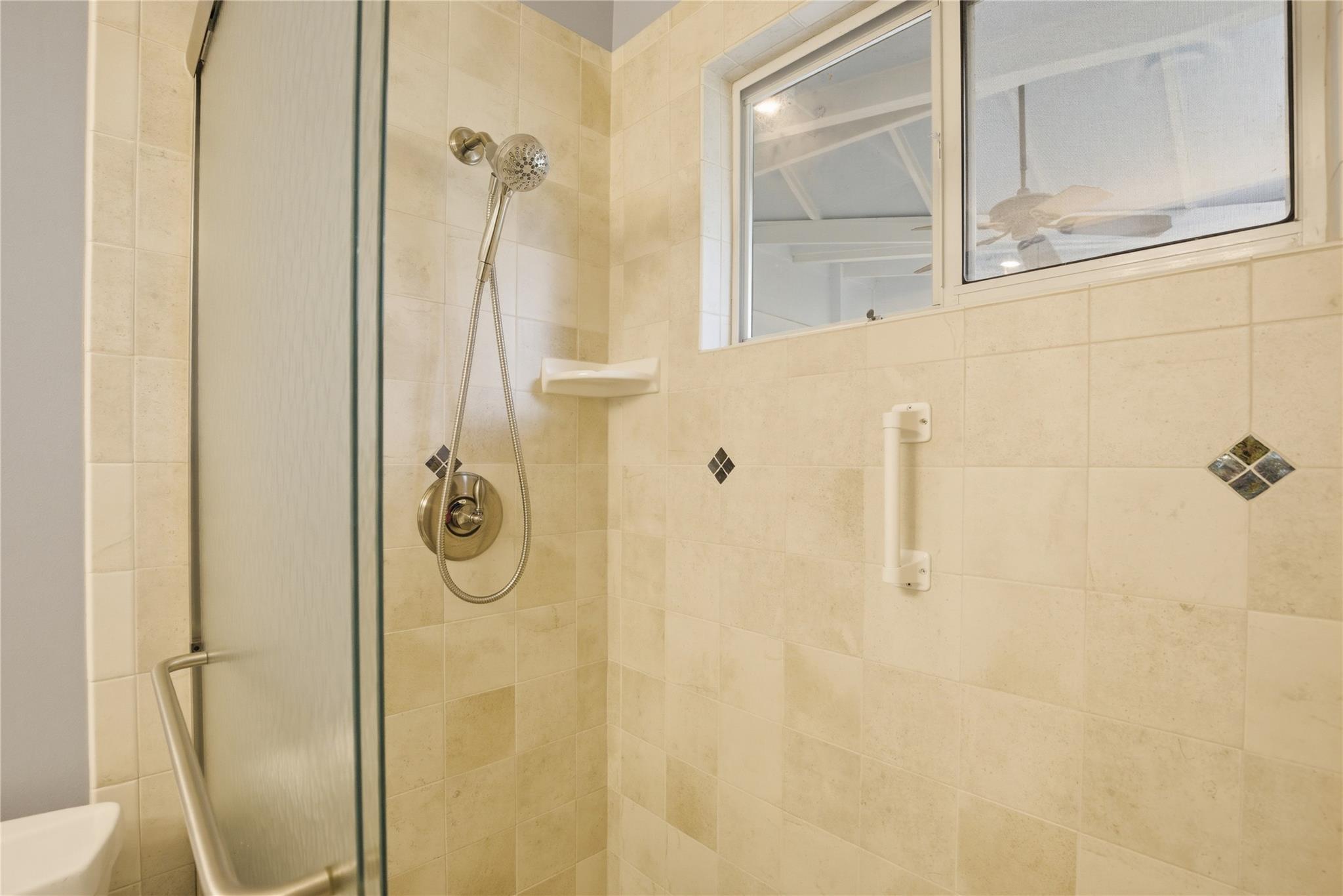 2902 Dover Pl, Austin, TX 78757