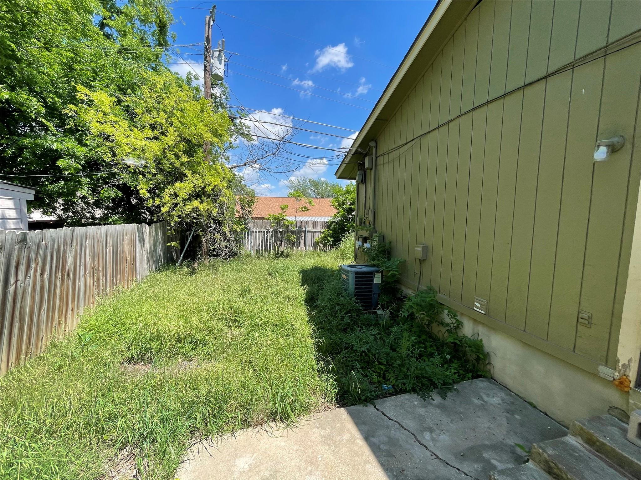 2001 Magnolia Dr # A, Round Rock, TX 78664