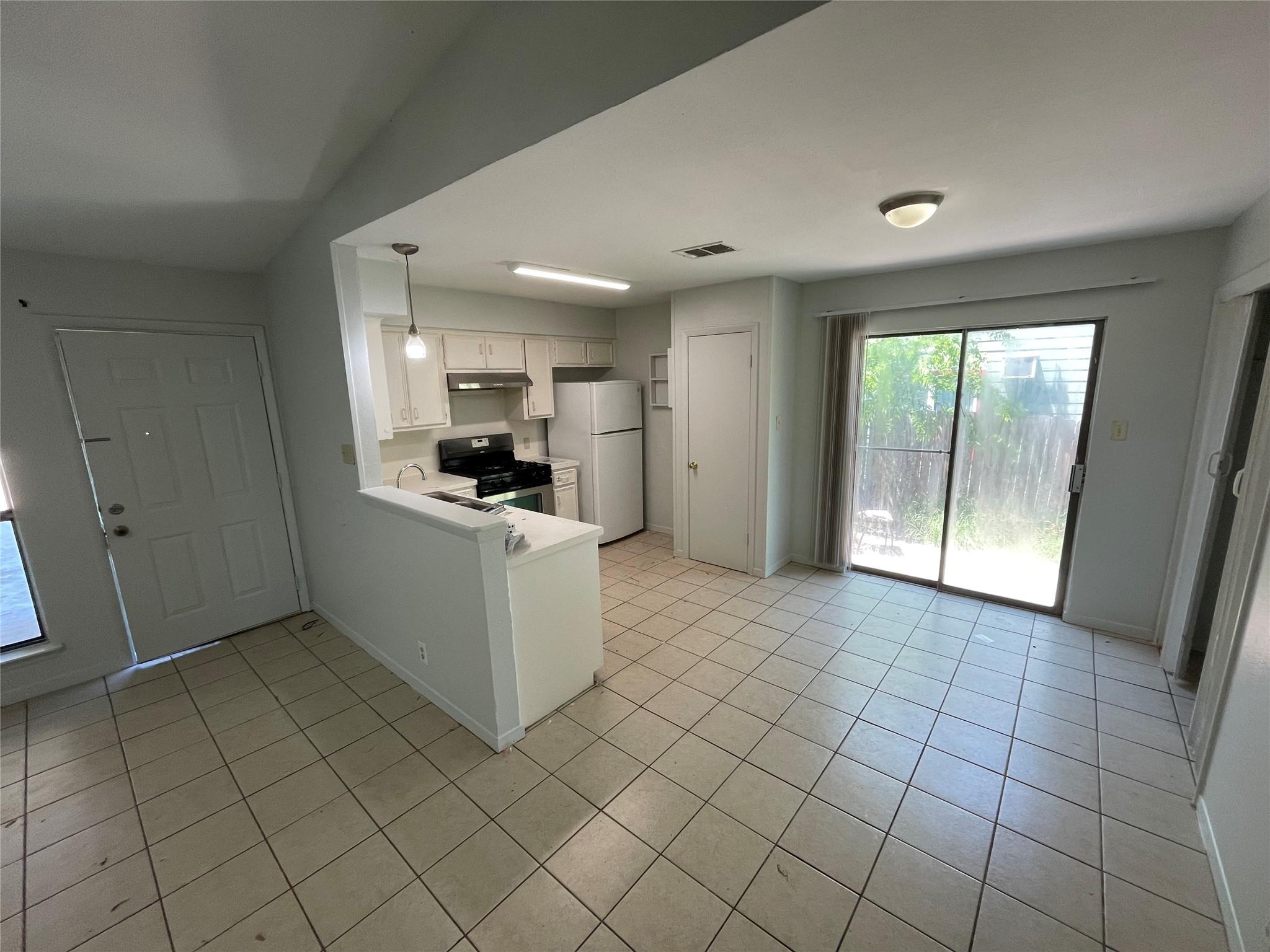 2001 Magnolia Dr # A, Round Rock, TX 78664