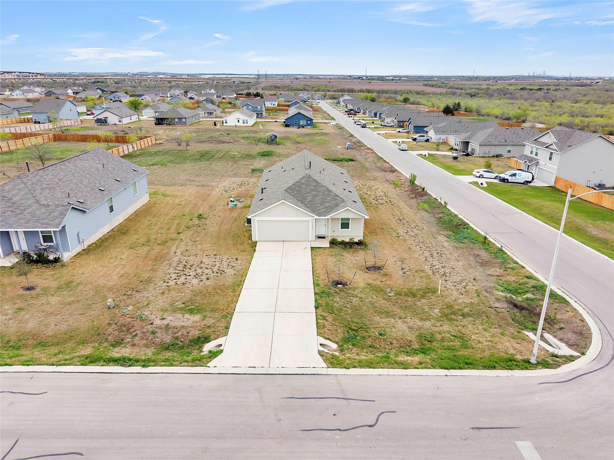 11200 Loch Erie Cv, Buda, TX 78610