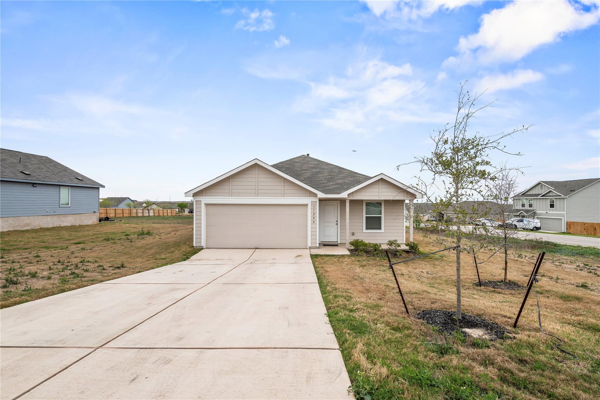 11200 Loch Erie Cv, Buda, TX 78610