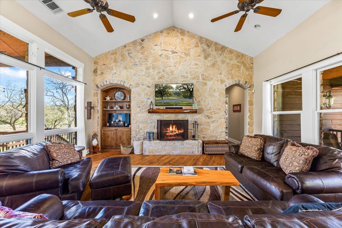 130 Water Park Rd, Wimberley, TX 78676
