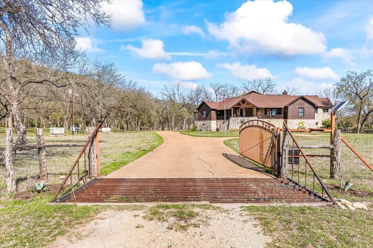 130 Water Park Rd, Wimberley, TX 78676