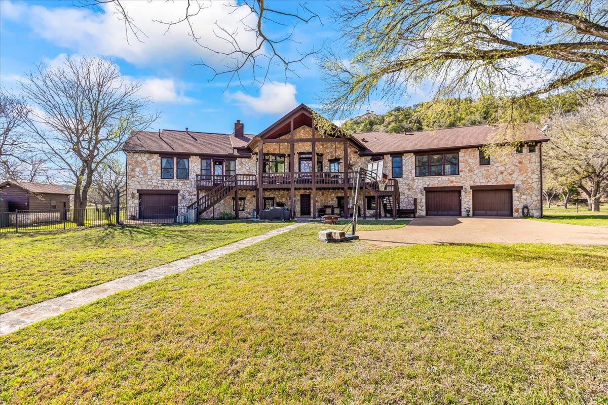 130 Water Park Rd, Wimberley, TX 78676