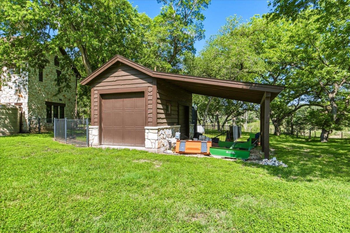 130 Water Park Rd, Wimberley, TX 78676