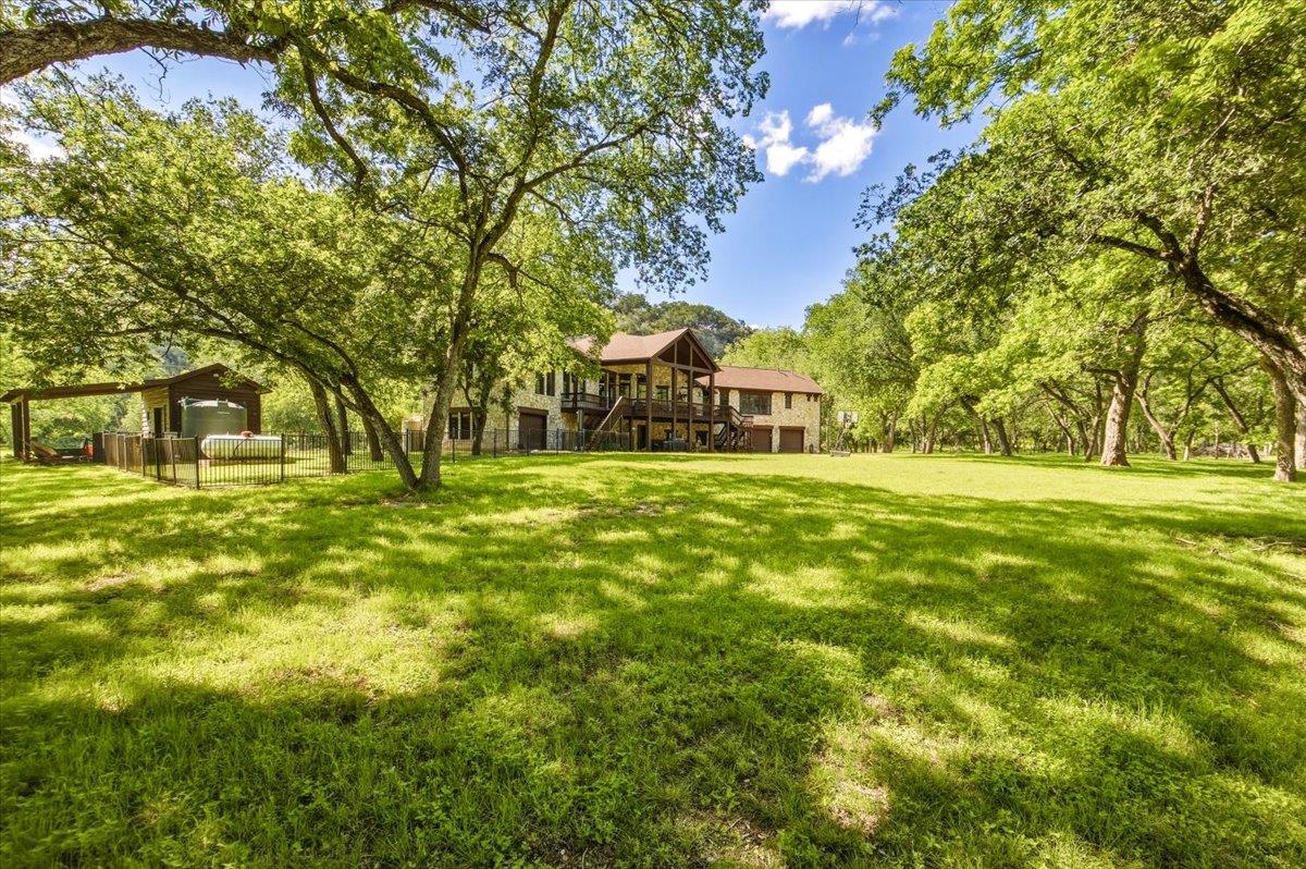 130 Water Park Rd, Wimberley, TX 78676